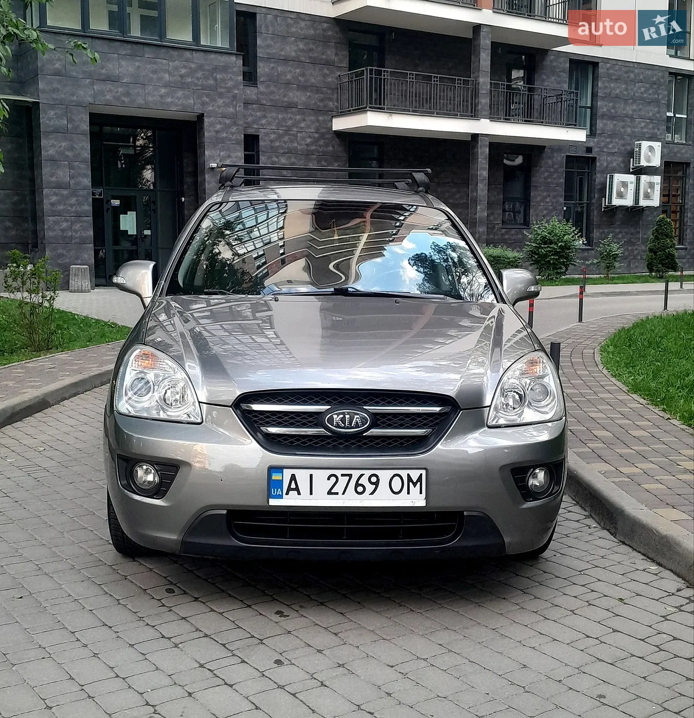2010 Kia Carens - мініатюра 3