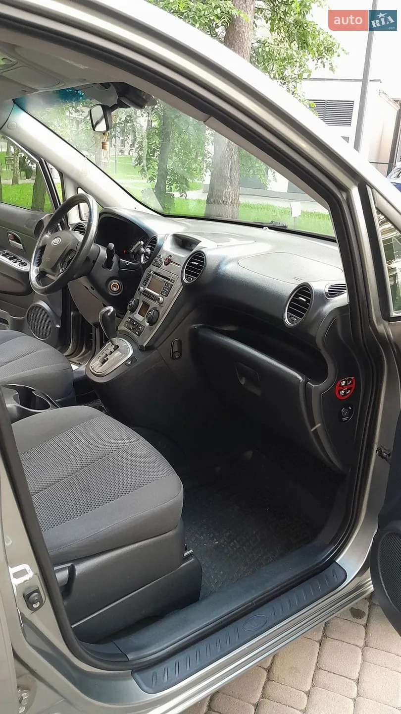 2010 Kia Carens - мініатюра 16