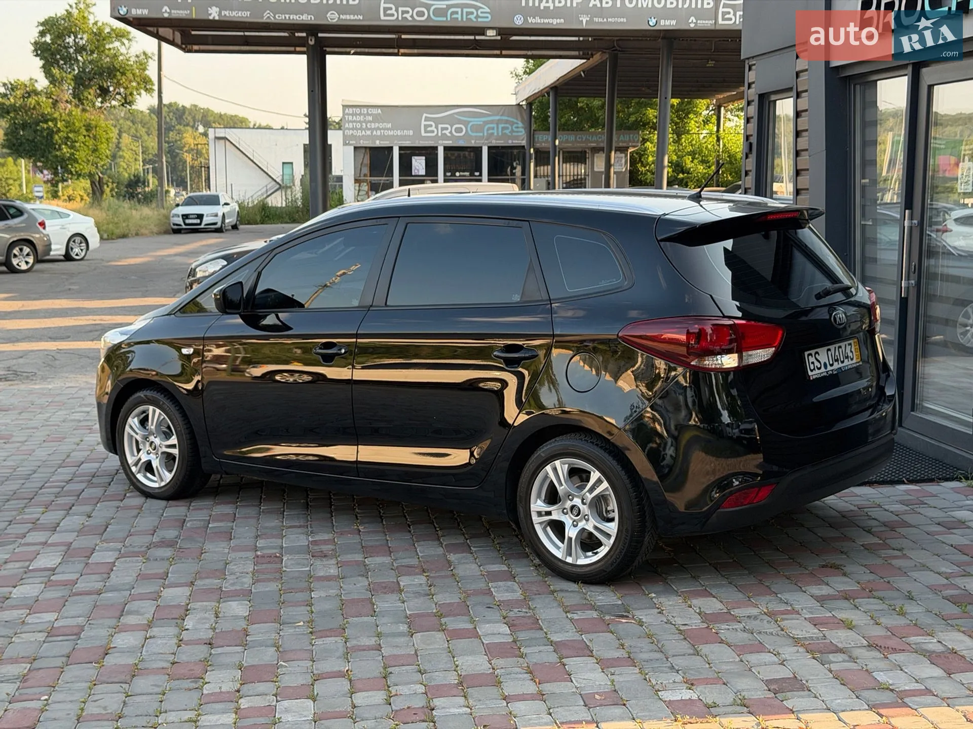 2013 Kia Carens - мініатюра 27