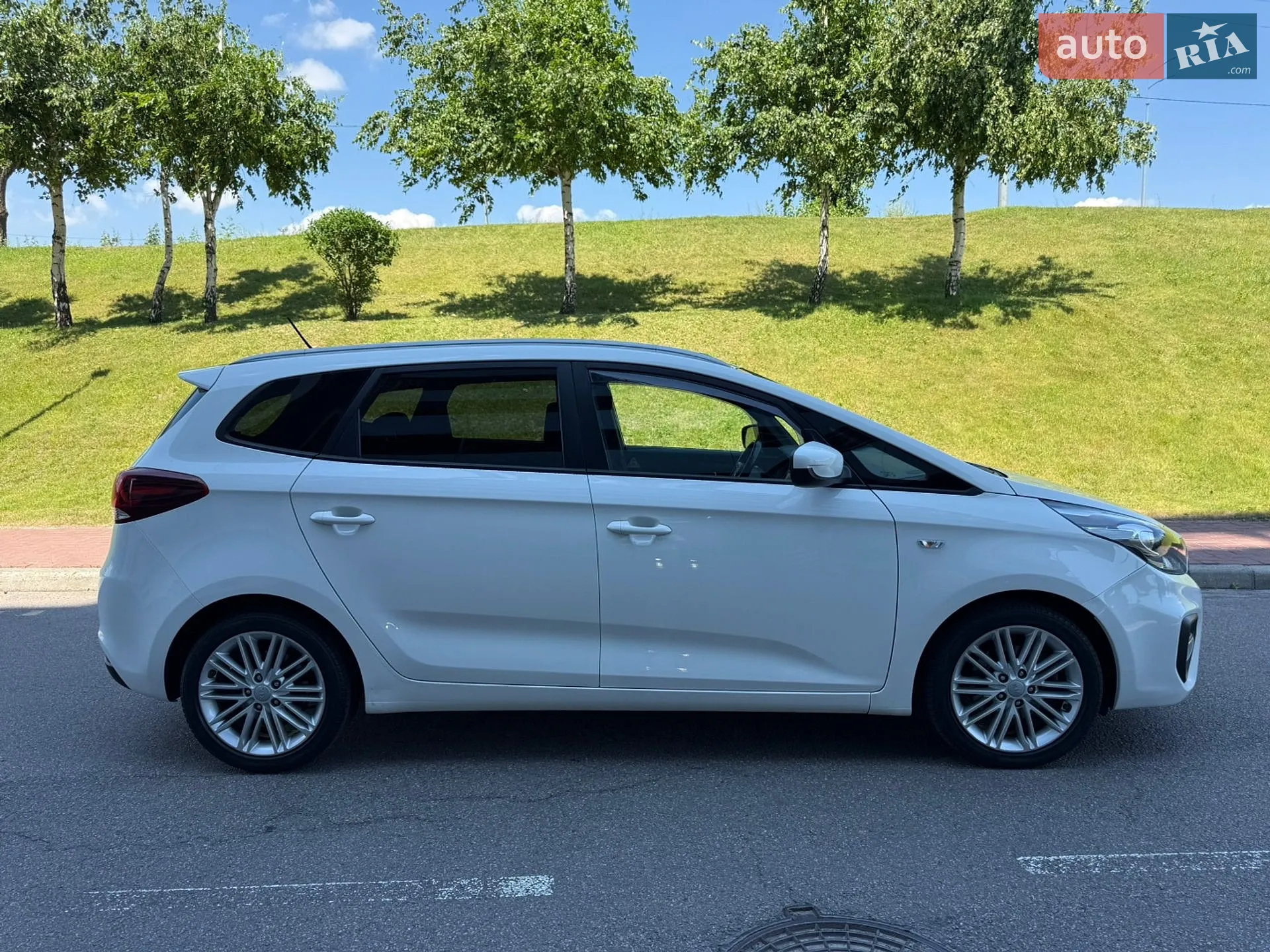 2017 Kia Carens - мініатюра 6