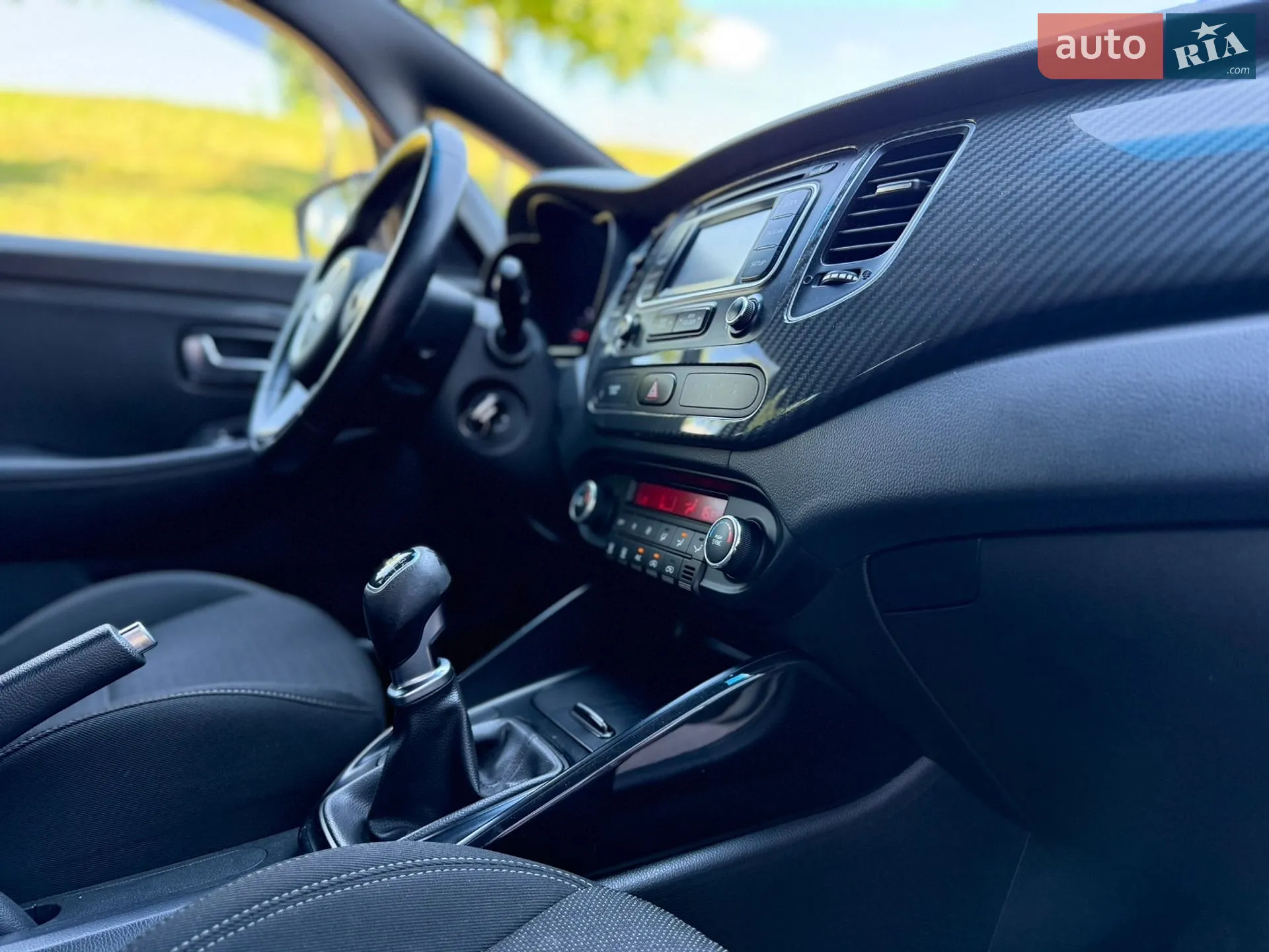 2017 Kia Carens - мініатюра 17