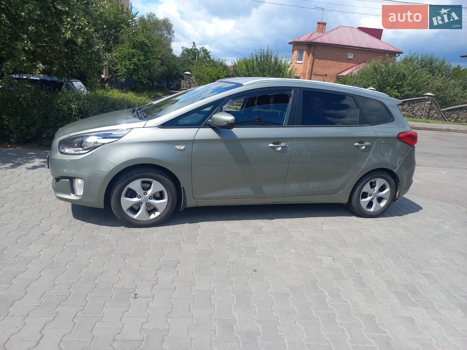 2014 Kia Carens - мініатюра 40