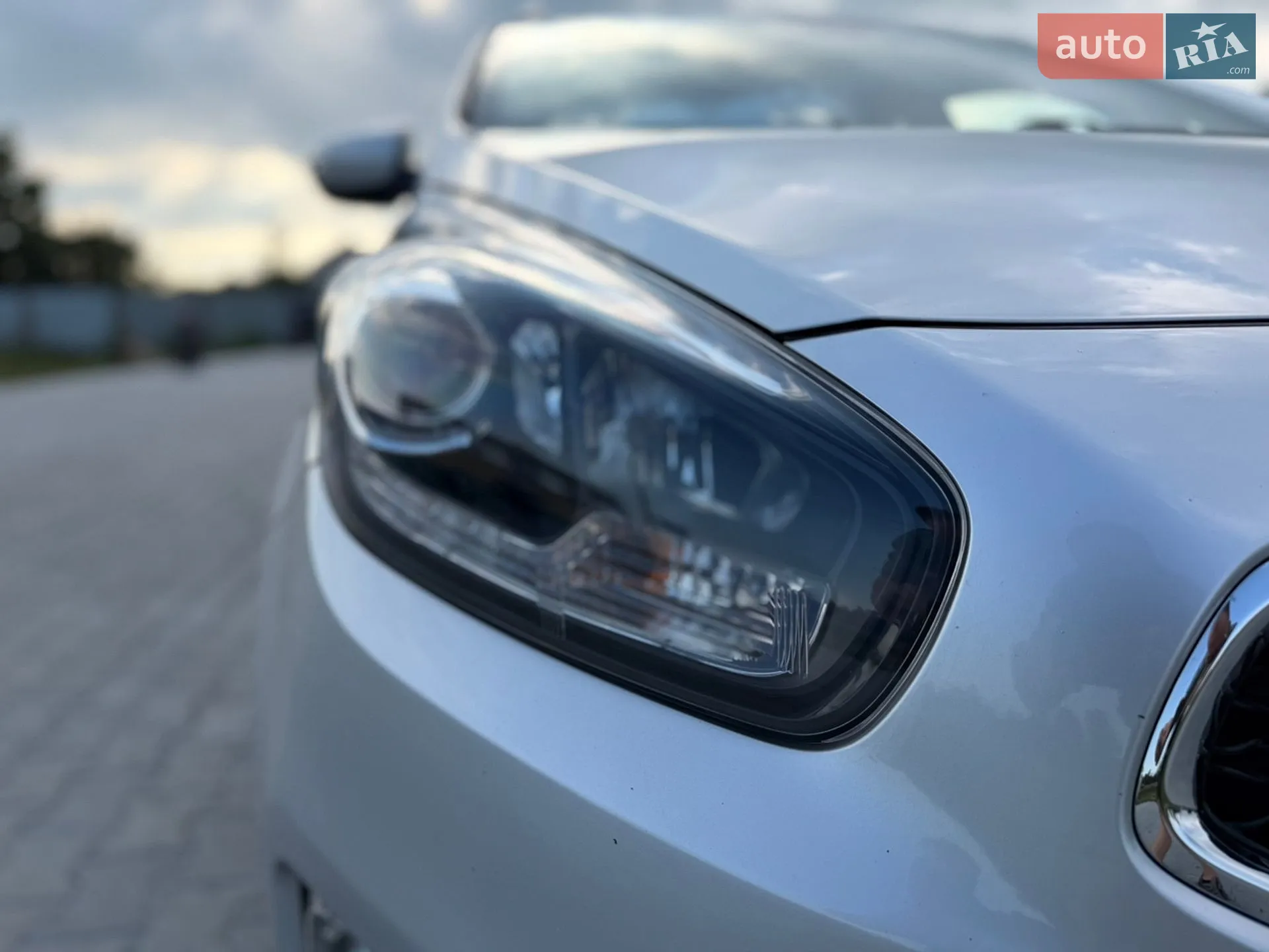 2015 Kia Carens - мініатюра 7