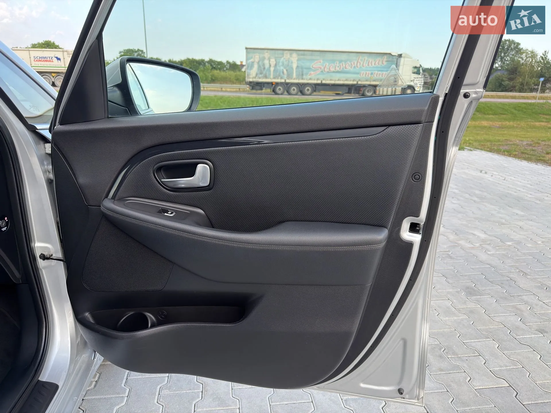 2015 Kia Carens - мініатюра 23