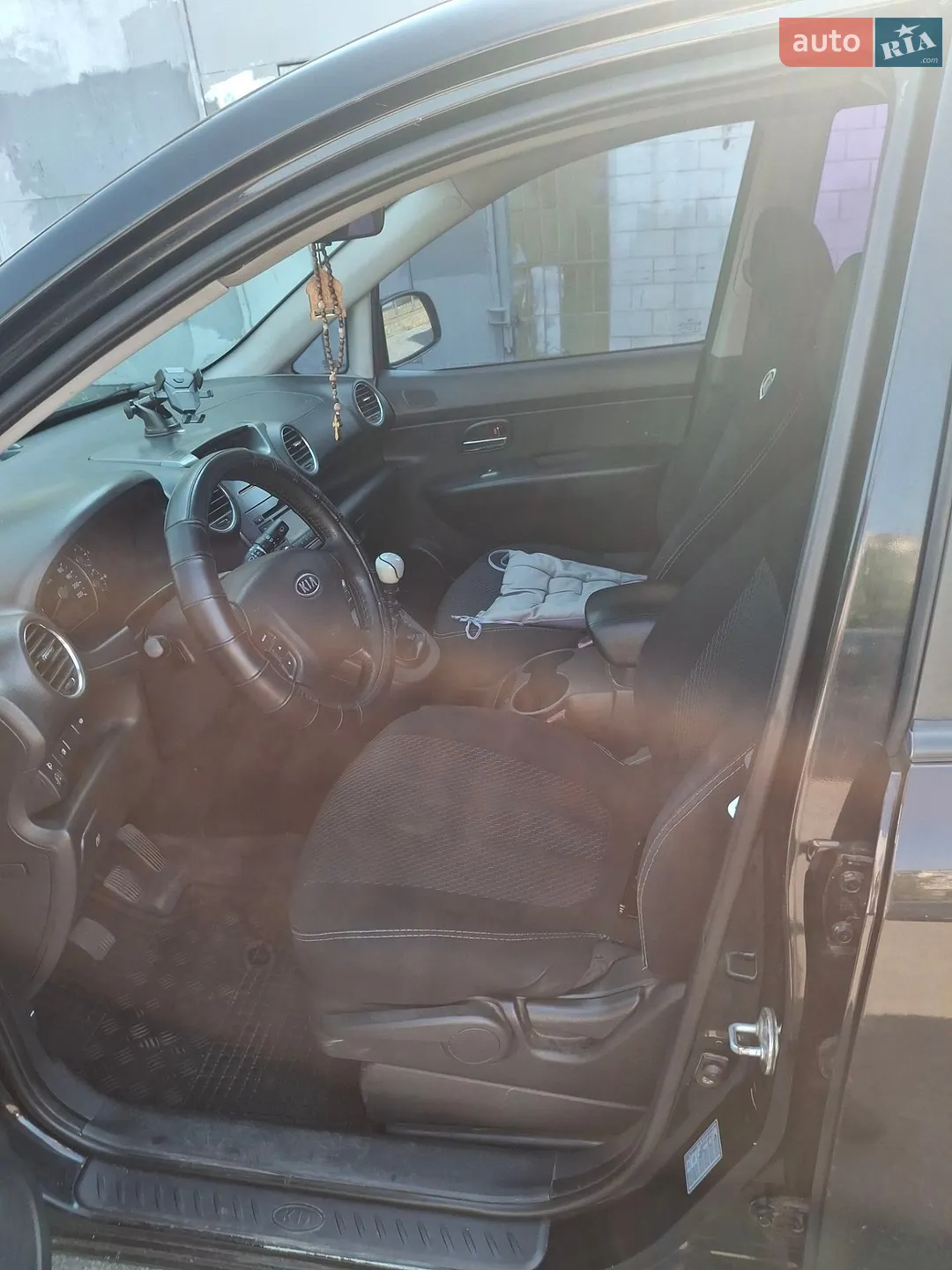 2010 Kia Carens - мініатюра 7
