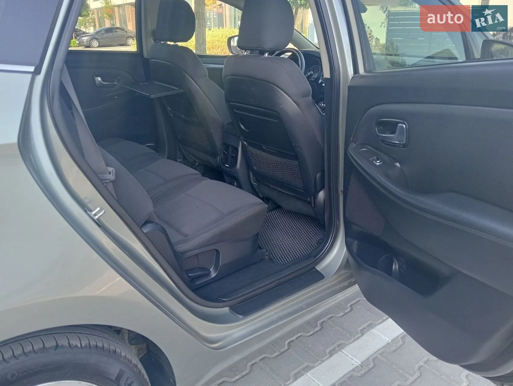 2014 Kia Carens - мініатюра 14