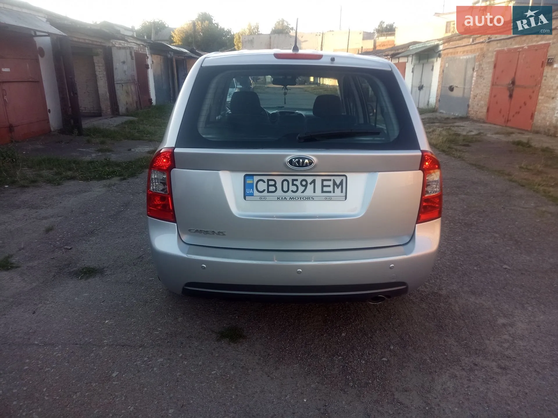 2011 Kia Carens - мініатюра 2