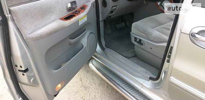 Мінівен Kia Carnival 2005 в Дубні фото 25 Мінівен Kia Carnival 2005 в Дубні