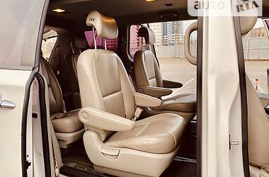 Минивэн Kia Carnival 2015 в Одессе