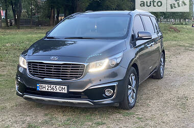 Минивэн Kia Carnival 2016 в Днепре