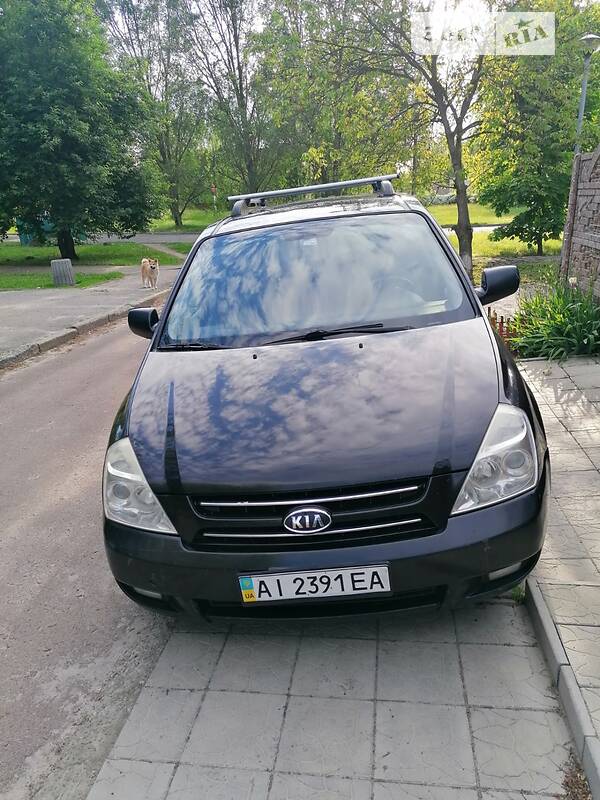 Минивэн Kia Carnival 2008 в Славутиче