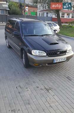 Минивэн Kia Carnival 2000 в 