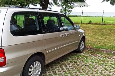 Минивэн Kia Carnival 2003 в Киеве