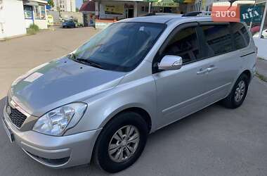 Минивэн Kia Carnival 2012 в Черкассах