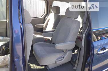 Минивэн Kia Carnival 2005 в Черкассах