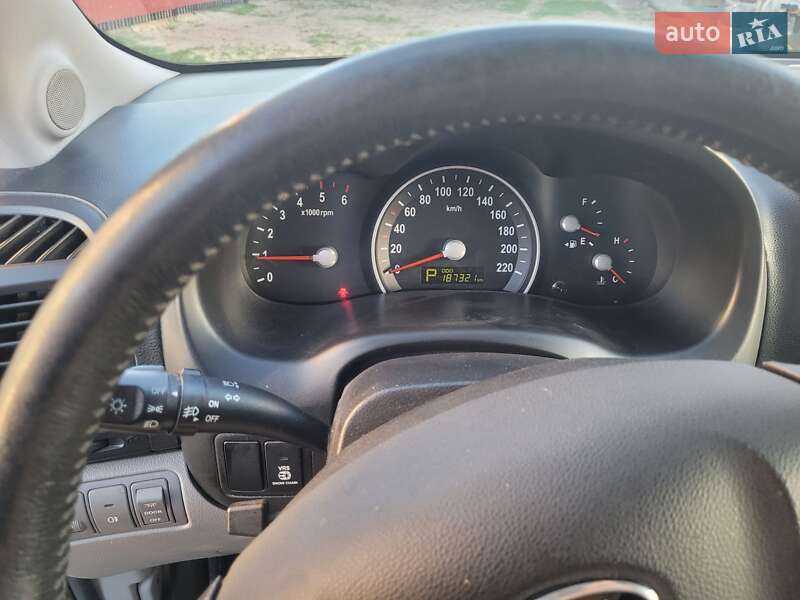 Минивэн Kia Carnival 2010 в Камне-Каширском фото 11 Минивэн Kia Carnival 2010 в Камне-Каширском