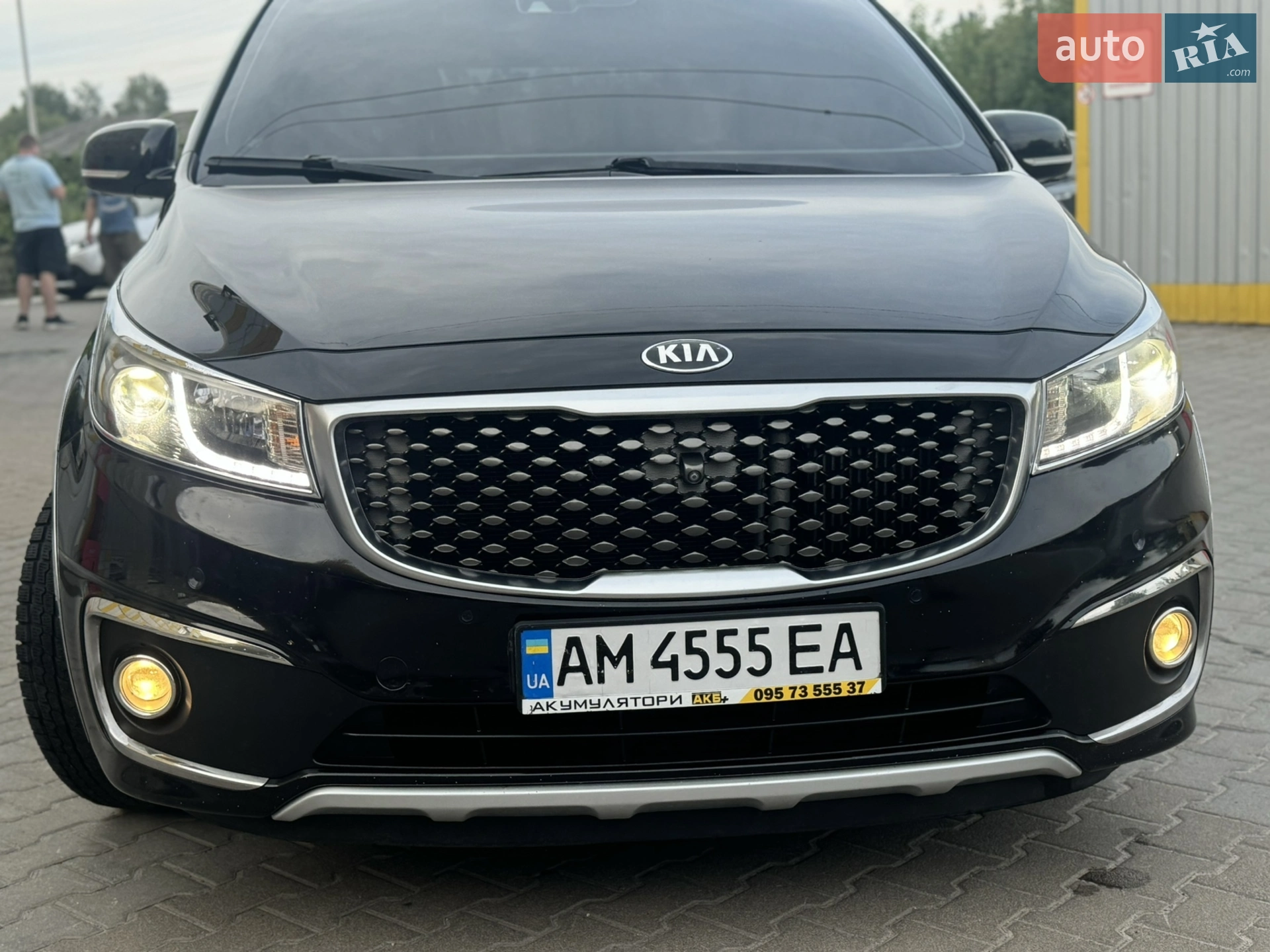 2014 Kia Carnival - мініатюра 3