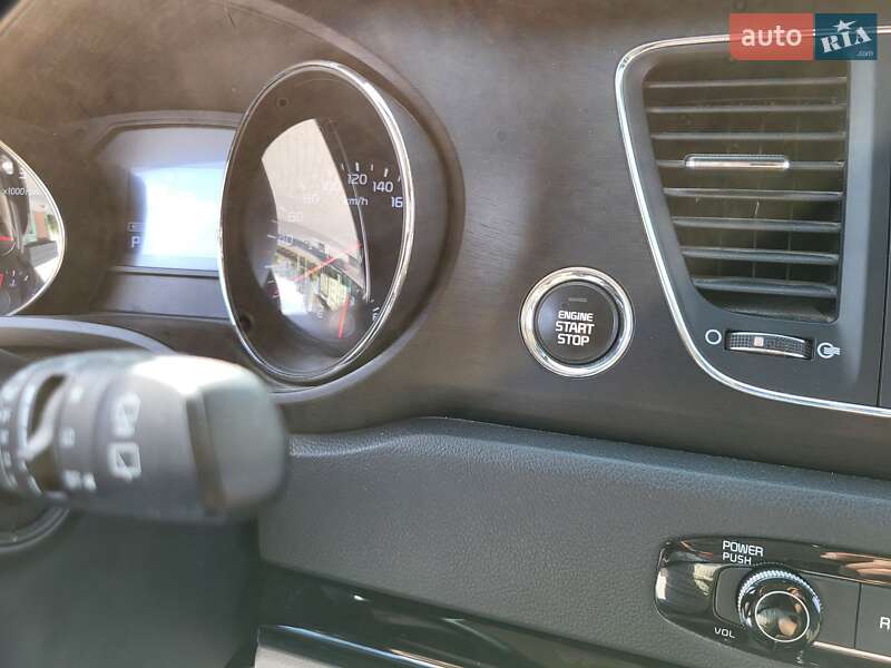 Минивэн Kia Carnival 2018 в Хмельницком