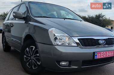 Мінівен Kia Carnival 2012 в Рівному