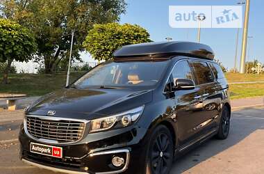 Минивэн Kia Carnival 2017 в Виннице