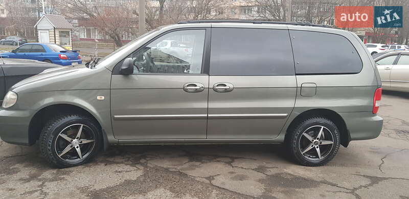 Мінівен Kia Carnival 2004 в Одесі