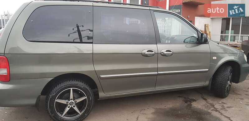 Мінівен Kia Carnival 2004 в Одесі
