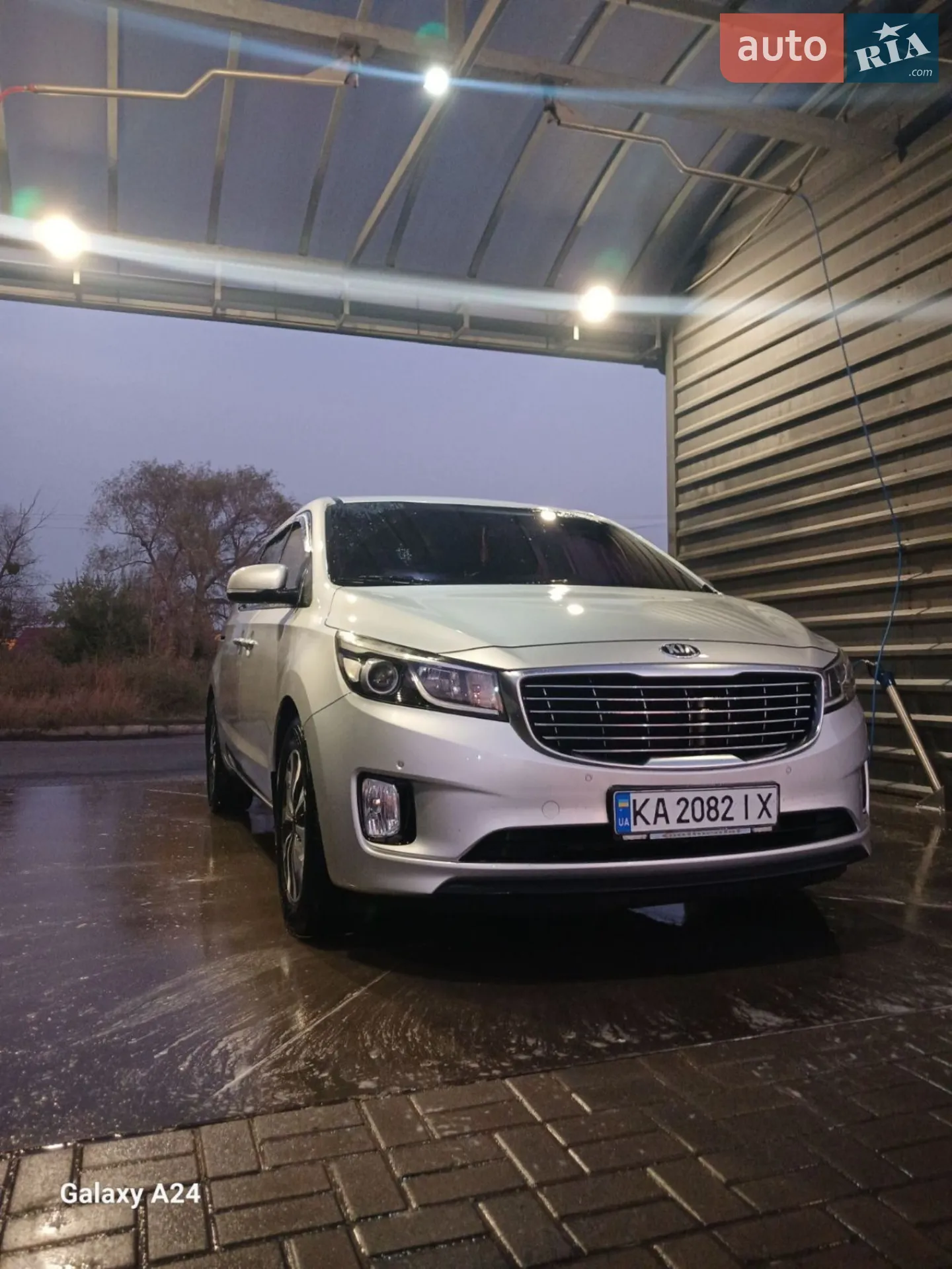 2014 Kia Carnival - мініатюра 9