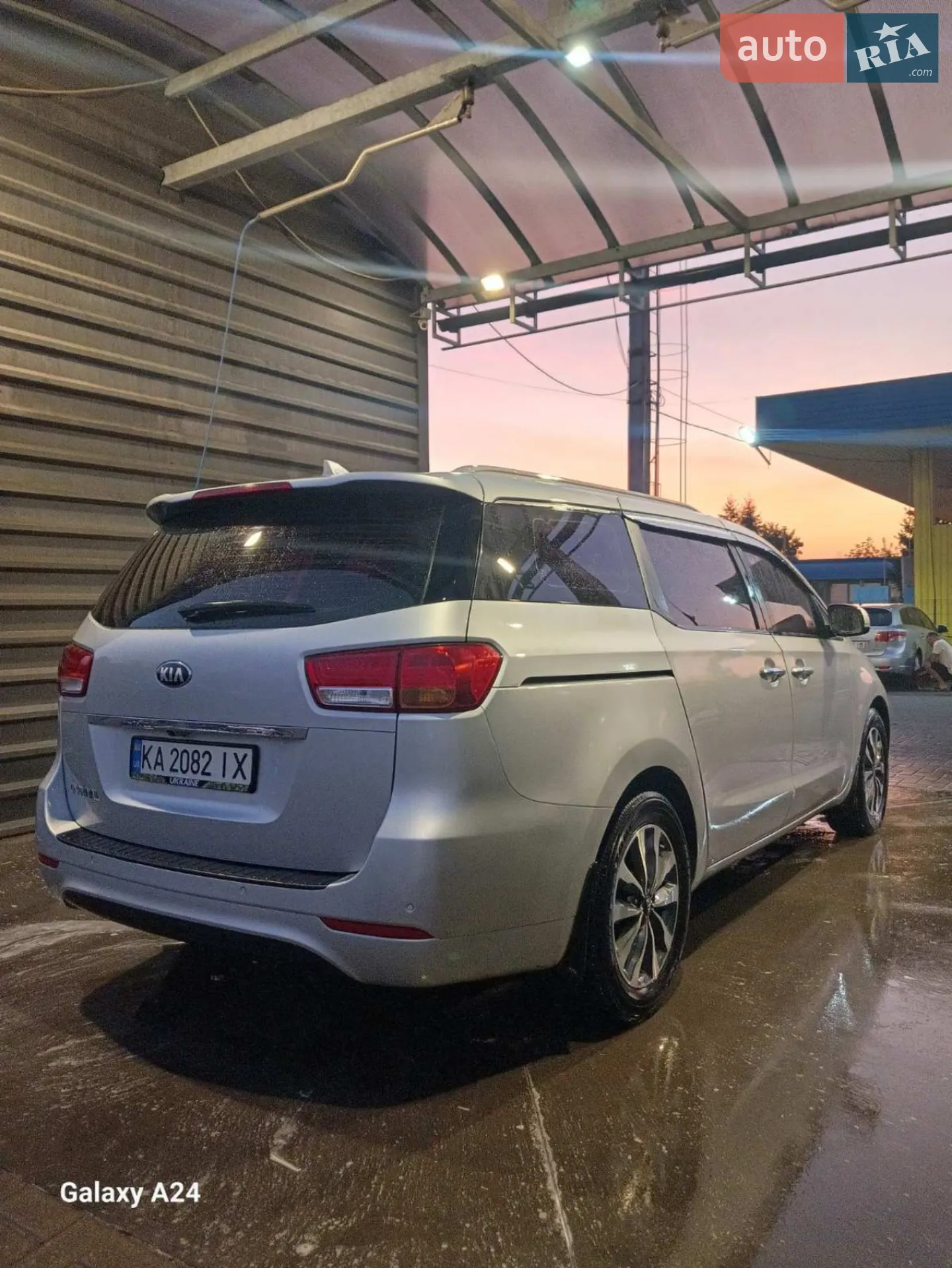 2014 Kia Carnival - мініатюра 14