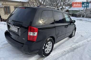 Минивэн Kia Carnival 2008 в Гусятине