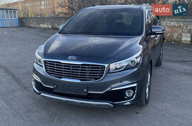 Мінівен Kia Carnival 2017 в Тульчині