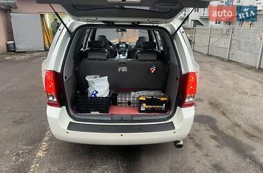 Мінівен Kia Carnival 2011 в Харкові