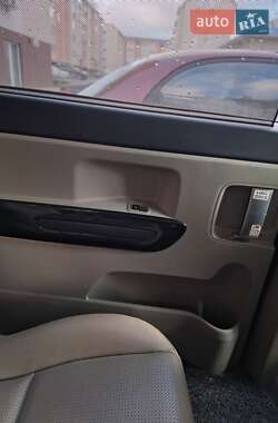 Минивэн Kia Carnival 2018 в 
