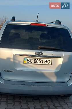 Мінівен Kia Carnival 2008 в Львові