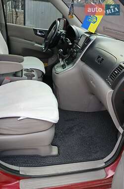 Минивэн Kia Carnival 2008 в 