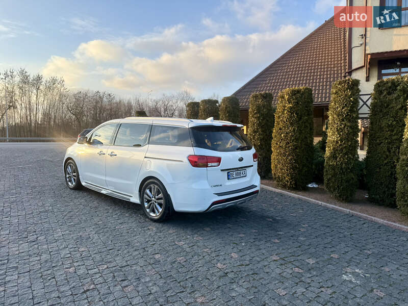 Минивэн Kia Carnival 2017 в Житомире фото 6 Минивэн Kia Carnival 2017 в Житомире