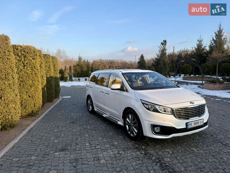 Минивэн Kia Carnival 2017 в Житомире фото 8 Минивэн Kia Carnival 2017 в Житомире