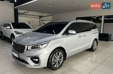 Мінівен Kia Carnival 2019 в Одесі