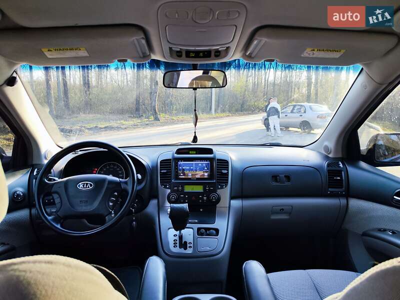 Мінівен Kia Carnival 2007 в Києві