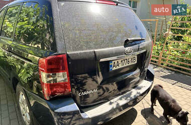 Мінівен Kia Carnival 2008 в 