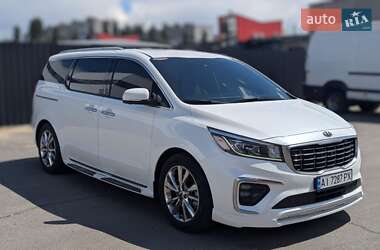 Минивэн Kia Carnival 2019 в 