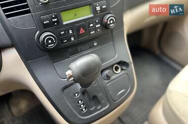 Мінівен Kia Carnival 2008 в 