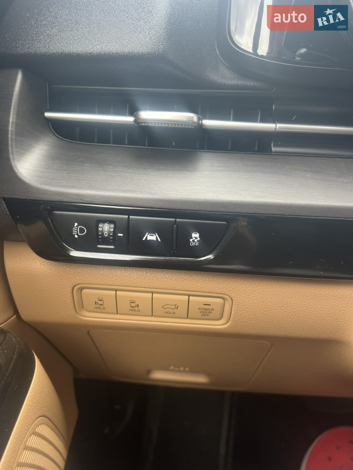 2021 Kia Carnival - мініатюра 10