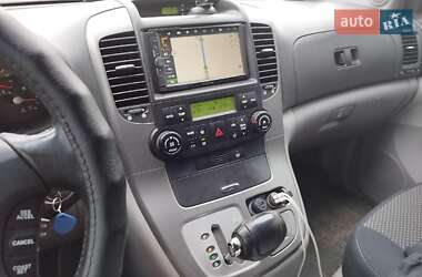 Мінівен Kia Carnival 2007 в 