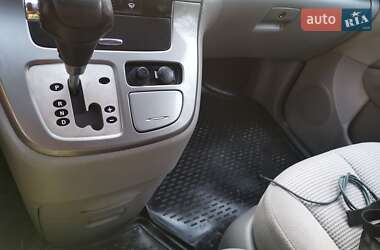 Мінівен Kia Carnival 2008 в 