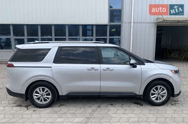 Мінівен Kia Carnival 2022 в 