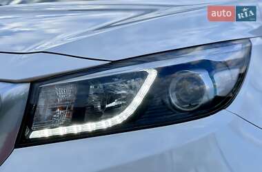 Мінівен Kia Carnival 2017 в 