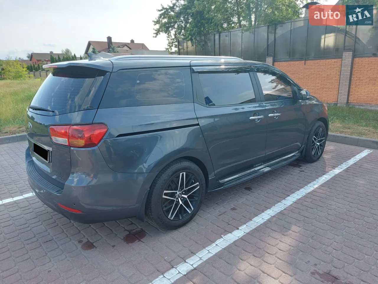 2014 Kia Carnival - мініатюра 21