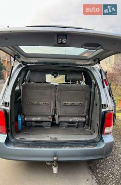 Минивэн Kia Carnival 2002 в 