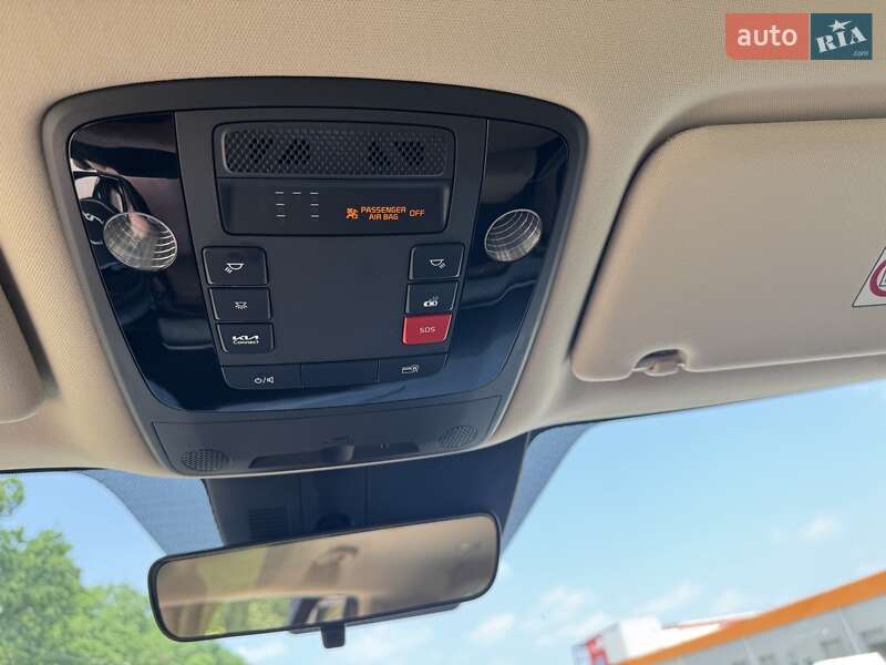 Минивэн Kia Carnival 2022 в Киеве