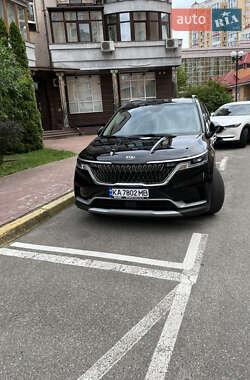 Минивэн Kia Carnival 2021 в Киеве
